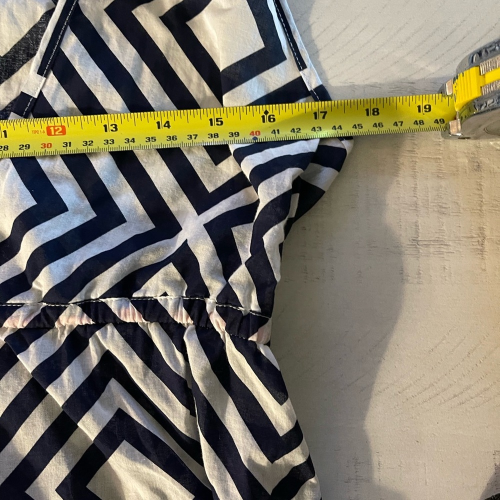 Geometric Patterned Sleeveless Dress bathing suit coverup blue and white Size L‎ - Picture 8 of 9